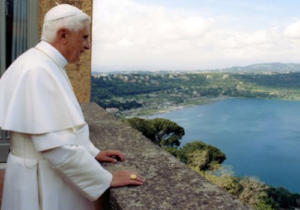 Benedetto XVI a Castelgandolfo