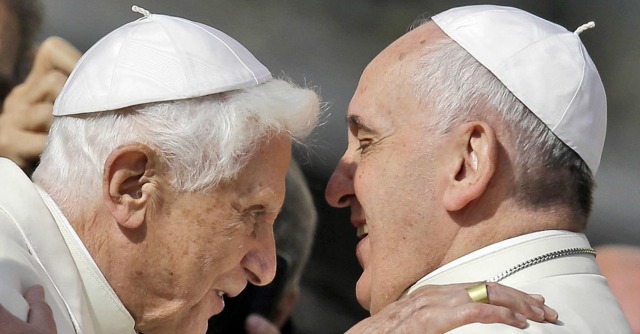 I teologi mandiamoli su un'isola: gaffe di Papa Francesco su Papa  Benedetto? - Secolo d'Italia
