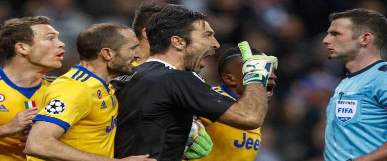 L'Uefa Sanziona Buffon: Tre Giornate Di Squalifica Per La Reazione ...