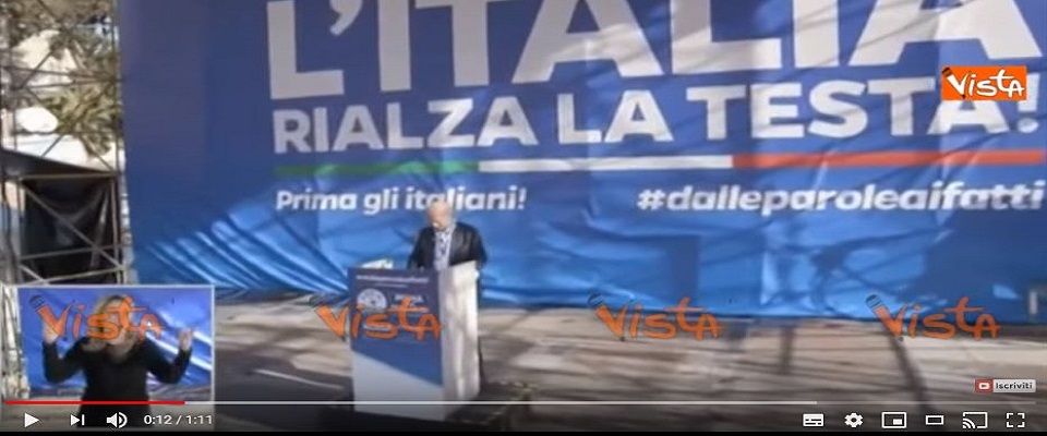 Manifestazione Lega, Bussetti: «Rimetteremo il crocifisso nelle aule» (video)