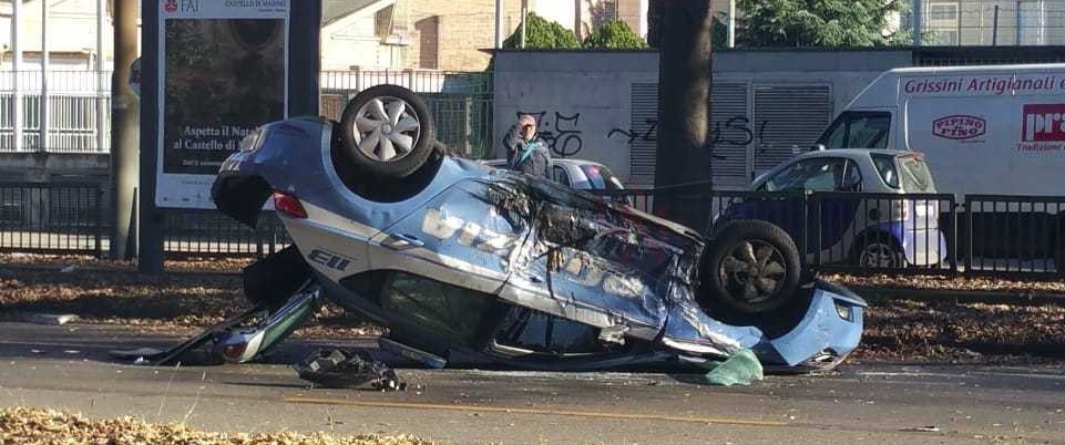 Volante contro auto: coinvolti 3 calciatori della Juventus primavera