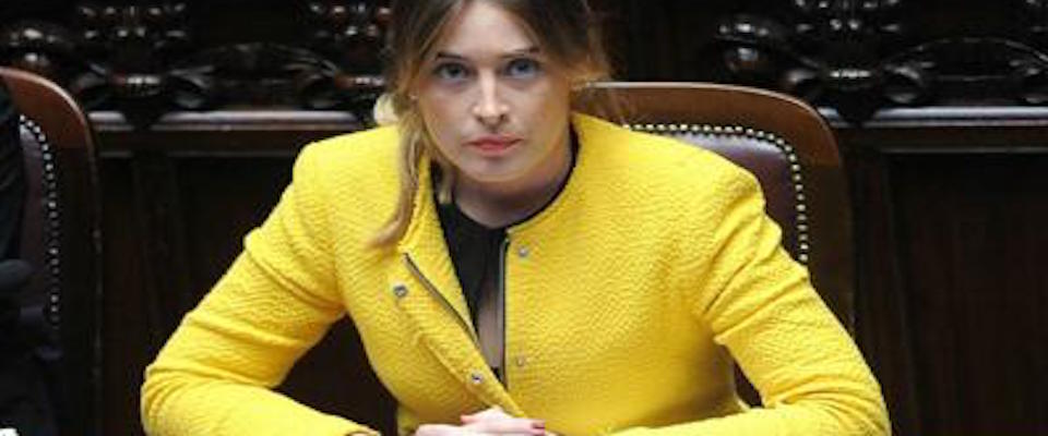 L’Italia è nelle mani della Boschi: “Alleati col M5S? Per ora sì, dopo no”