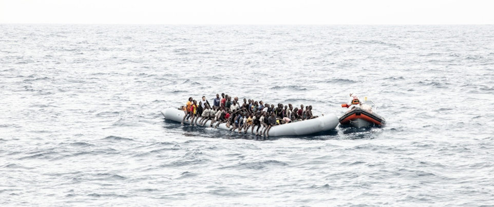 Naufragio nel Mediterraneo, per le Ong ci sono centinaia di dispersi