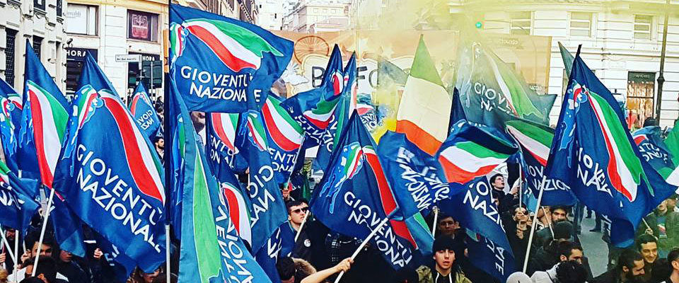 Catania, torna ad ardere la storica fiaccola del Fronte della Gioventù