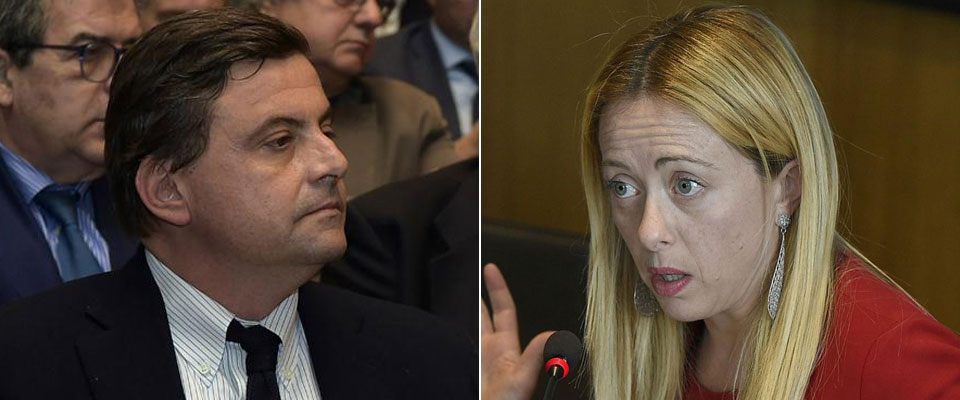 Famiglia, Calenda contro Meloni: «Sei la versione burina del Kkk». La replica lo asfalta