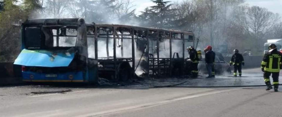 Bus sequestrato, Gasparri: l’assurda logica dell’integrazione poteva costare la vita a quei ragazzi