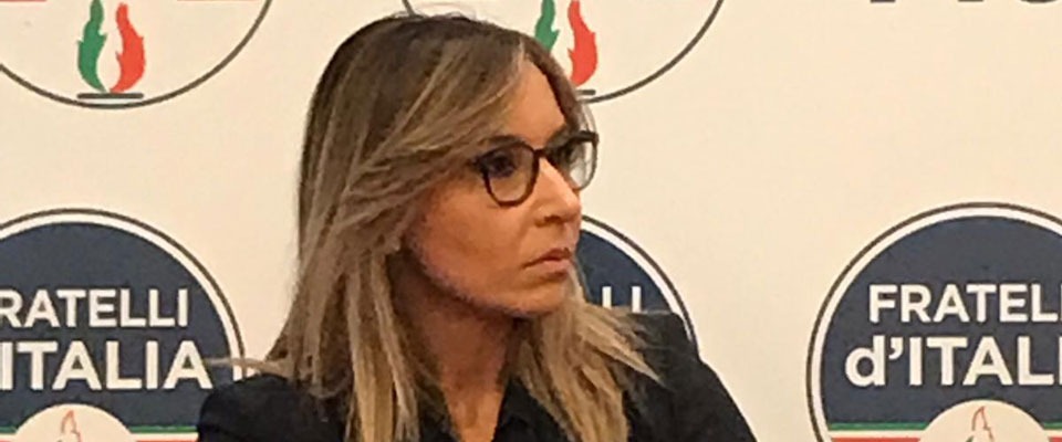 Lucaselli (Fdi): “Conte aumenterà l’Iva. Un Def per il baratro”