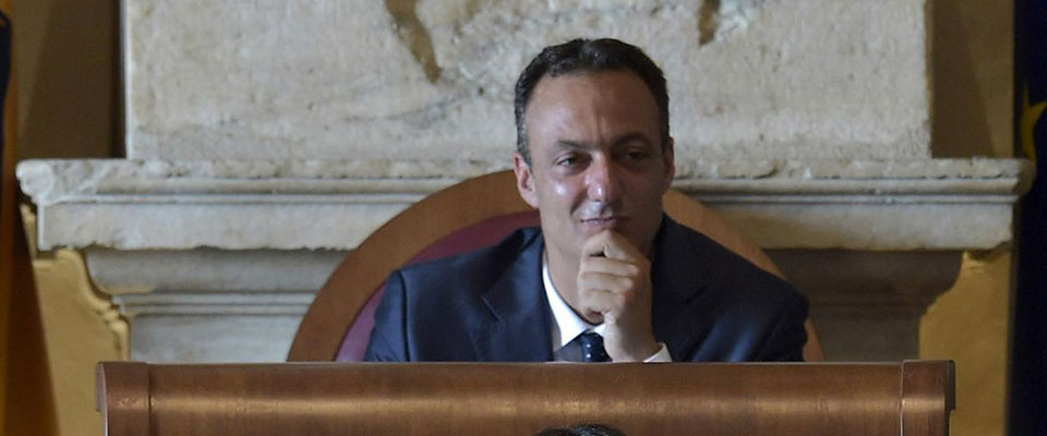 De Vito fa il rompiballe del M5S anche dal carcere: «Io abbandonato, non mi dimetto»