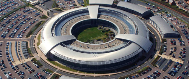 La sede della GCHQ, l'agenzia di intelligence cibernetica britannica che ha boccato la tecnologia radio Huawei nelle reti 5G di prossima generazione considerandola scadente