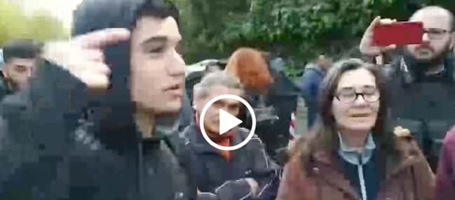 Il nuove eroe della sinistra è Simone di Torre Maura, ma il video in cui il 15enne discute con CasaPound va visto per intero… (video)