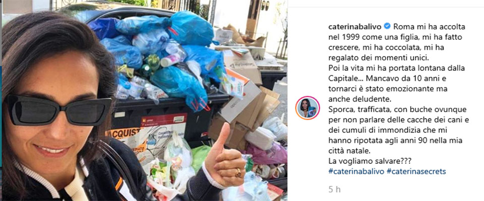 Anche Caterina Balivo contro la Raggi: “Roma è sporca e piena di cacche e di buche”