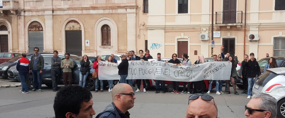 Taranto, centri sociali contro Caio Mussolini. E lui: «Non mi fate paura, tiro dritto» (video)