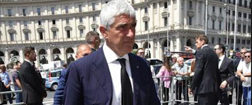 Casini spudorato: «Salvini e Di Maio indecenti. L’unica salvezza è il Pd»