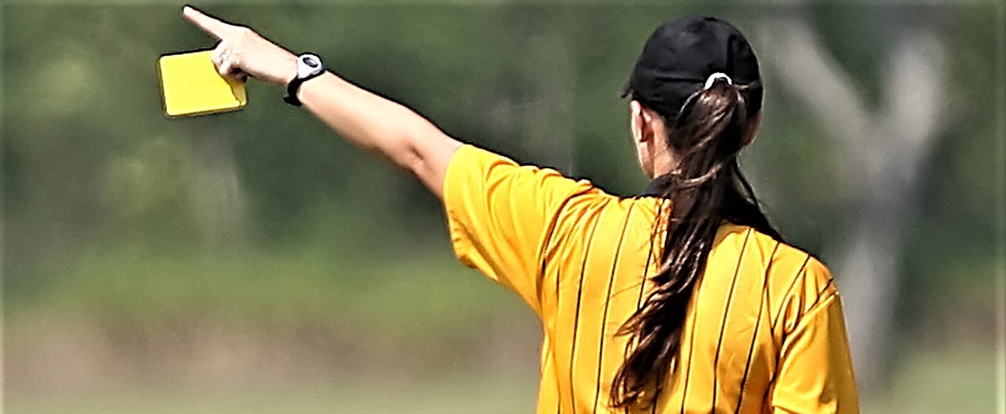 “Vatti a prostituire!”, serie di insulti sessisti a un arbitro donna al torneo Giovanissimi