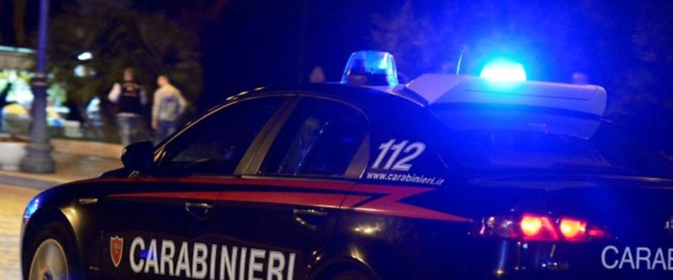 Roma, non vuole pagare il conto e crea il panico in un bar: paura a Centocelle