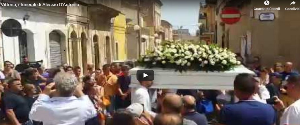 Strazio senza fine, Simone non ce la fa: durante i funerali di Alessio muore anche il cugino 12enne (Video)