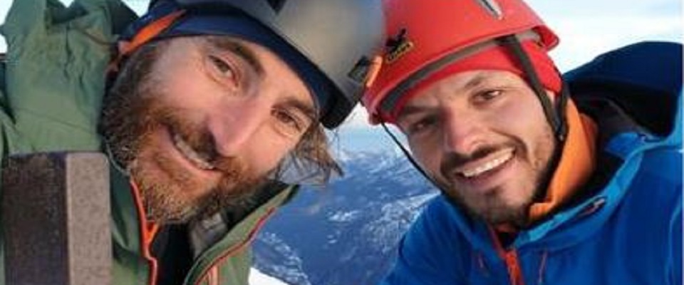 Fate volare l’elicottero, lo portiamo giù a piedi: drammatico appello per l’alpinista ferito in Pakistan (Video)