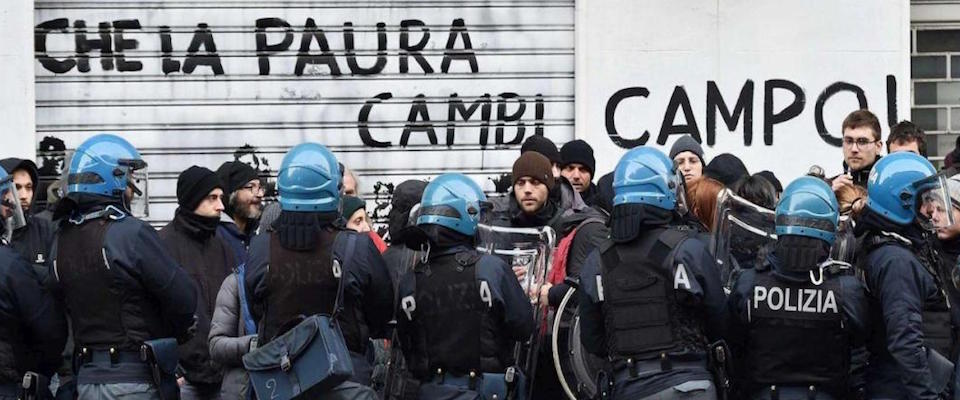 Attentato alla cabina elettrica, c’è la firma  degli anarchici