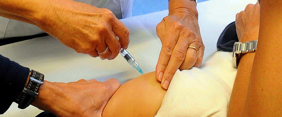 Obbligo di vaccinazioni, studio e salute: domani convegno alla Pisana