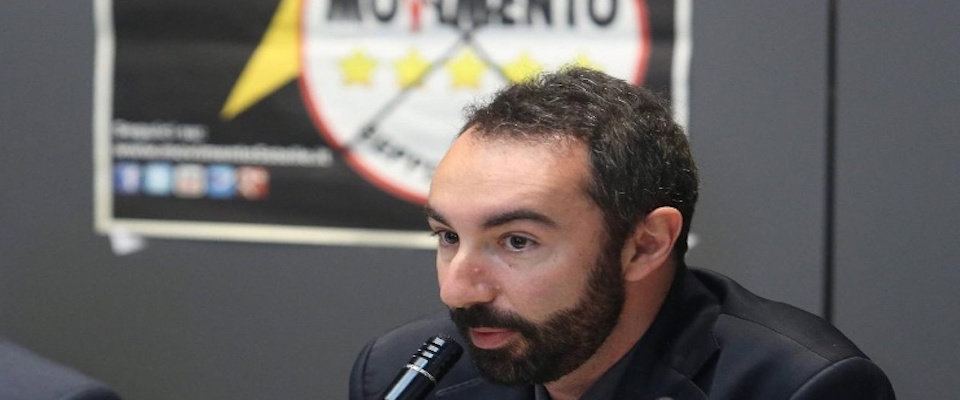 Barillari (M5S) striglia i suoi: «Zingaretti come Renzi, no accordi col Pd. Gli attivisti sono inviperiti»