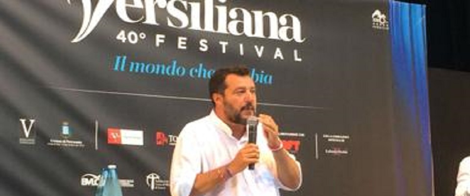 Salvini avverte: «Se si prendono i palazzi la gente scenderà in piazza»