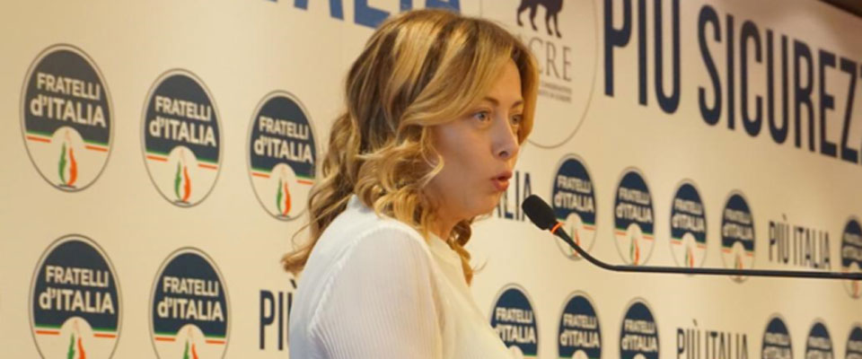 Meloni: «Diamo voce agli italiani che non si arrendono, rispolveriamo l’orgoglio nazionale»