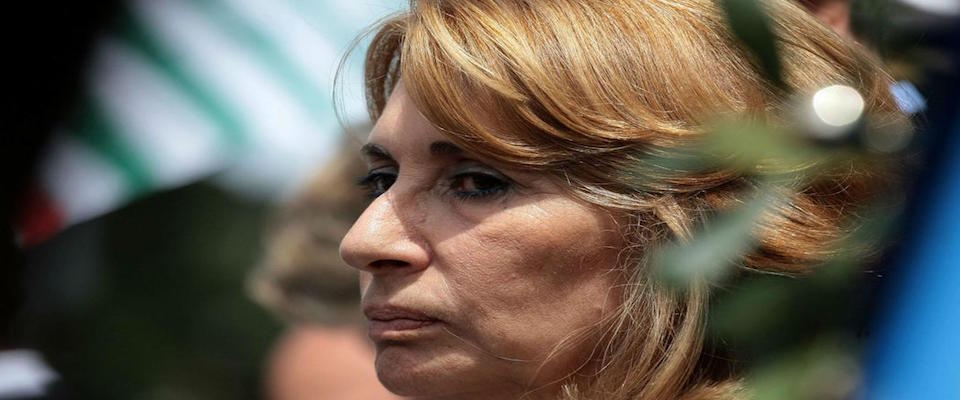 Assegno all’ex Br: Olga D’Antona si dice turbata. Meloni: lo avevamo denunciato per primi