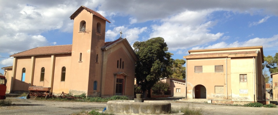 Sicilia, un plauso a Musumeci che restaura i borghi fascisti. Il Pd dice no per ignoranza