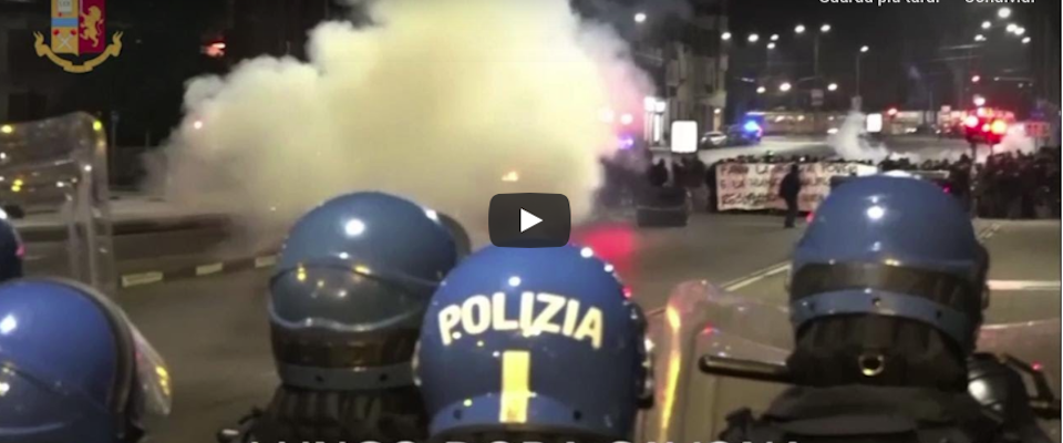 Torino messa a ferro e fuoco dai centri sociali: fioccano perquisizioni e arresti (Video)