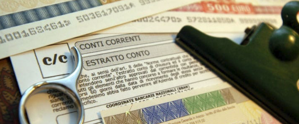 Conti correnti pignorati: il governo dichiara guerra ai poveri