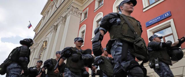 polizia in Russia foto Ansa