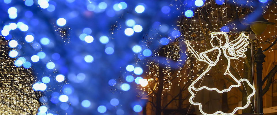 epa08091045 Christmas light decorations at the Simonffy street in Debrecen, Hungary, 26 December 2019.  EPA/Zsolt Czegledi HUNGARY OUT