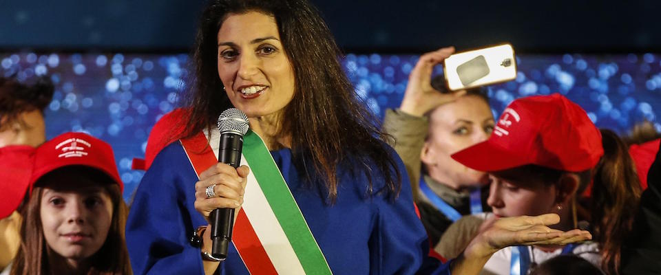 The mayor of Rome Virginia Raggi attends the official lighting of the Christmas tree ‘Spelacchio’ in front of Rome’s Monument to the Unknown Soldier, 08 December 2019.
ANSA/FABIO FRUSTACI