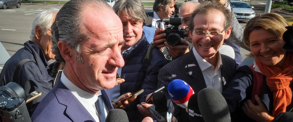 Il presidente della Regione Veneto Luca Zaia risponde ai giornalisti dopo la riunione del comitato organizzatore delle Olimpiadi  Invernali Milano-Cortina 2026, Verona, 7 ottobre 2019. ANSA/FILIPPO VENEZIA