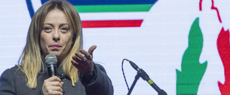 La leader di Fratelli d’Italia, Giorgia Meloni, nel corso dello scambio di auguri di Natale in Piazza Capranica, Roma, 20 dicembre 2019.    ANSA / MAURIZIO BRAMBATTI