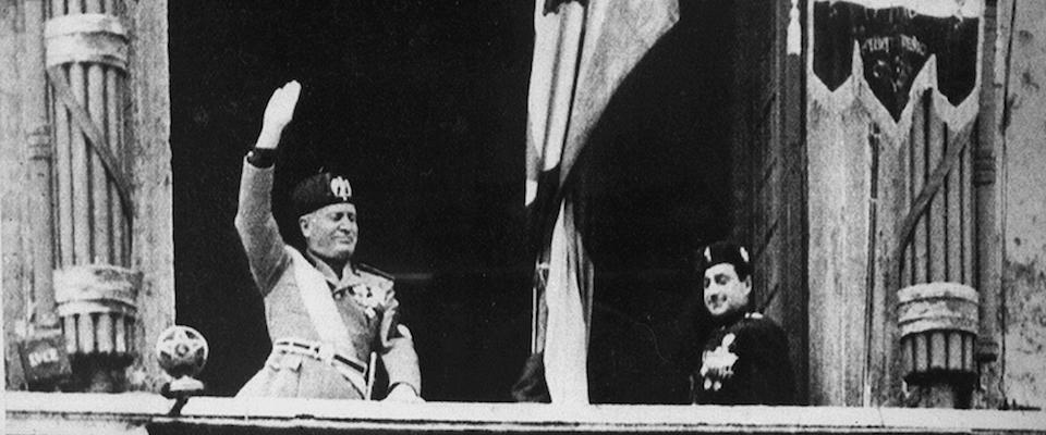 Una foto d’archivio di Benito Mussolini.