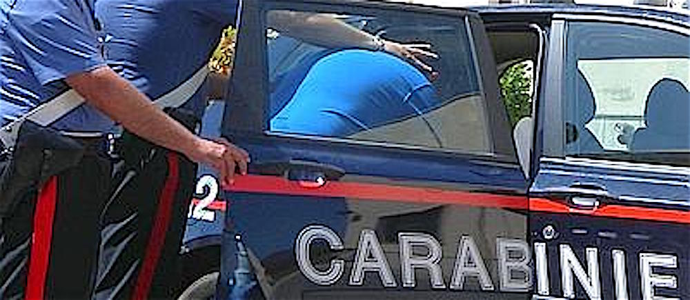 carabinieri bacchettate