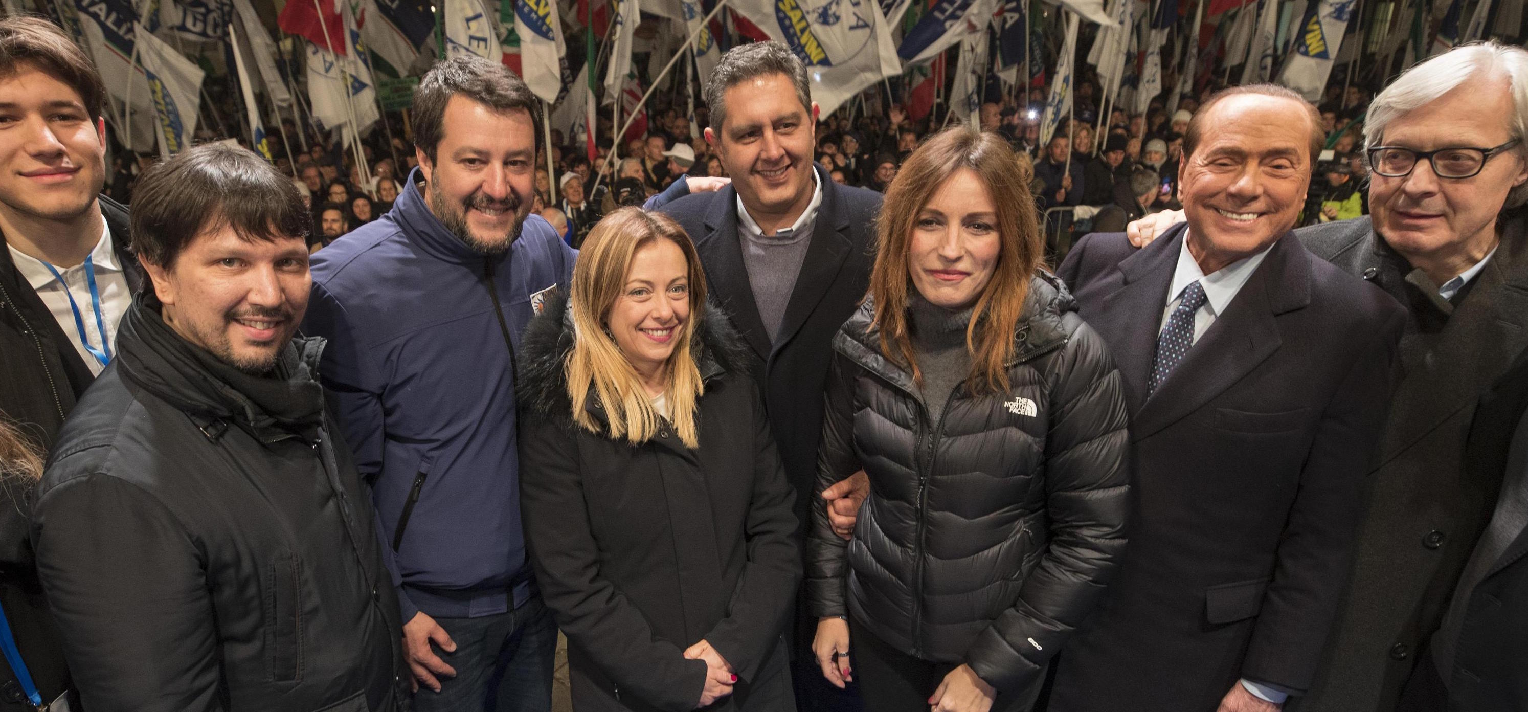 Secretary of Lega party Matteo Salvini, President of Forza Italia party Silvio Berlusconi, President of Fratelli d?Italia party Giorgia Meloni and President’s candidate Lucia Borgonzoni (C) during the final rally of the centre-right election campaign in view of the regional elections in the Emilia-Romagna Region, in Ravenna, Italy, 24 January 2020.
ANSA/PASQUALE BOVE