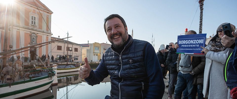 Il leader della Lega Matteo Salvini al porto Canale prima di un comizio elettorale a Cesenatico, 05 gennaio 2020. ANSA/Fabrizio Zani