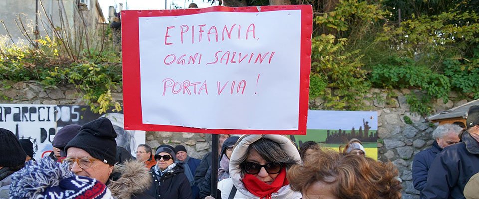 Manifestazione del movimento 6000 Sardine, Riace, 06 gennaio 2020. ANSA / LUIGI SALSINI