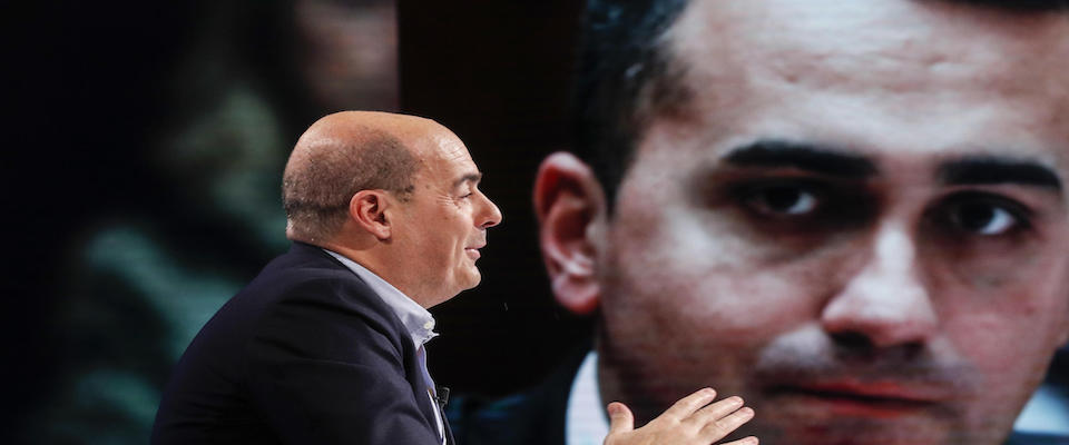 Il segretario del Partito Democratico Nicola Zingaretti (sul monitor Luigi Di Maio) ospite della trasmissione di Rai 3 ”In mezz’ora in piu’ ” condotta da Lucia Annunziata, Roma 22 dicembre 2019. ANSA/GIUSEPPE LAMI