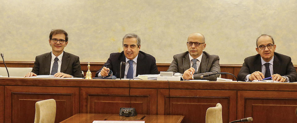 Il senatore Maurizio Gasparri (2 da S) durante la riunione della Giunta delle immunit‡ parlamentari sul caso Gregoretti, Senato, Roma 8 gennaio 2020. ANSA/FABIO FRUSTACI