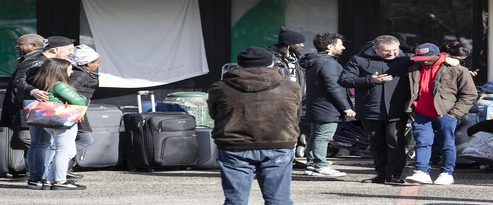 The last Migrants evicted from the CARA of Castielnuovo di Porto leave the structure with their own means in Castelnuovo di Porto, Italy, 31 January 2019. The Cara of Castelnuovo di Porto was definitively closed after ten years of activity. The last migrants transferred today greeted in tears, from the buses, the social workers who waited for them moved outside the structure. The 120 workers of the Auxilium cooperative, which managed the center, left the center today. ANSA/MASSIMO PERCOSSI