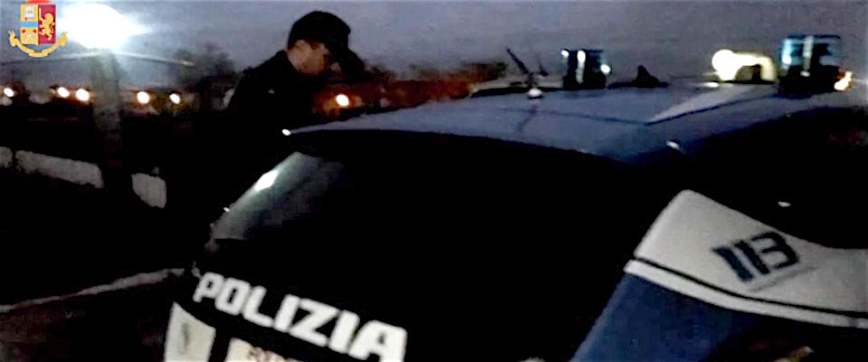 auto polizia arezzo