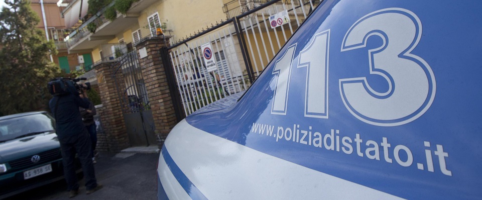 Una volante della polizia foto Ansa