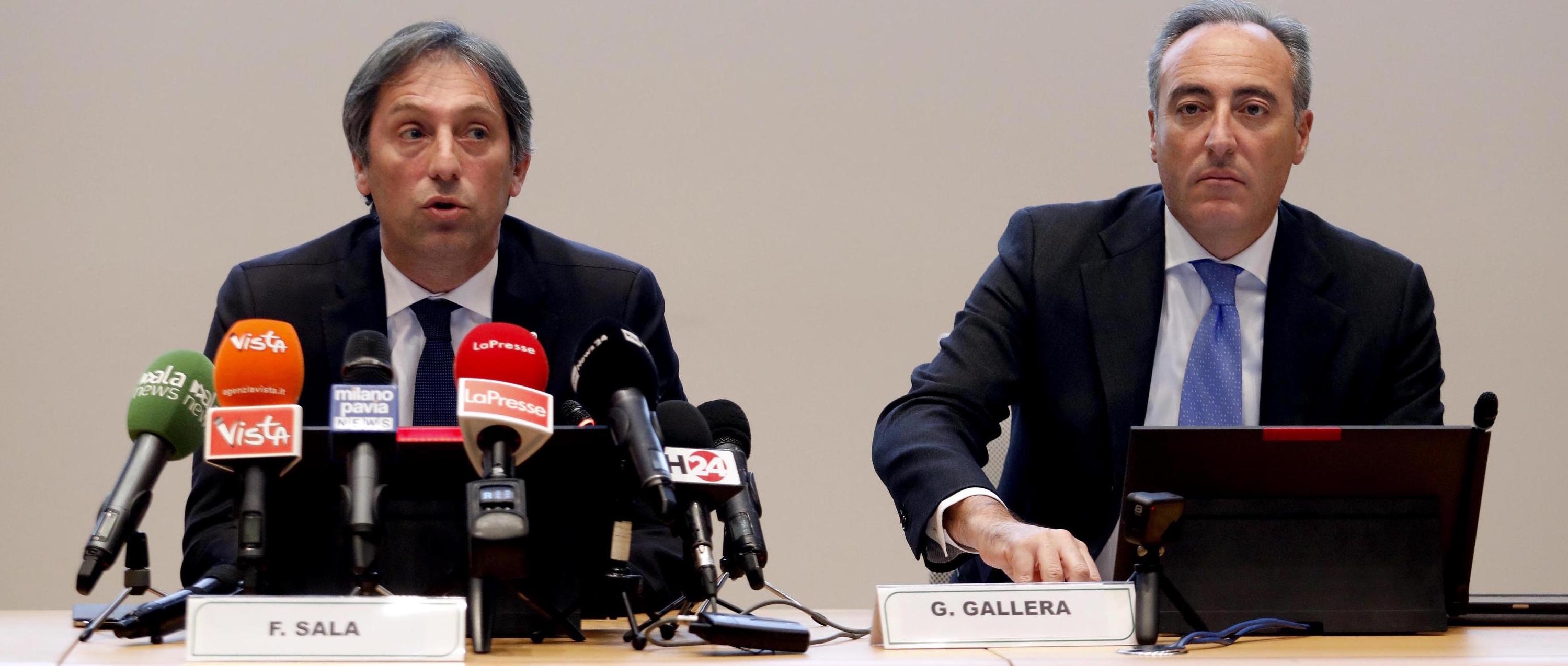 Fabrizio Sala e Giulio Gallera durante la conferenza stampa per fare il punto sull’emergenza Coronavirus a palazzo Lombardia a Milano, 27 febbraio 2020.ANSA/Mourad Balti Touati