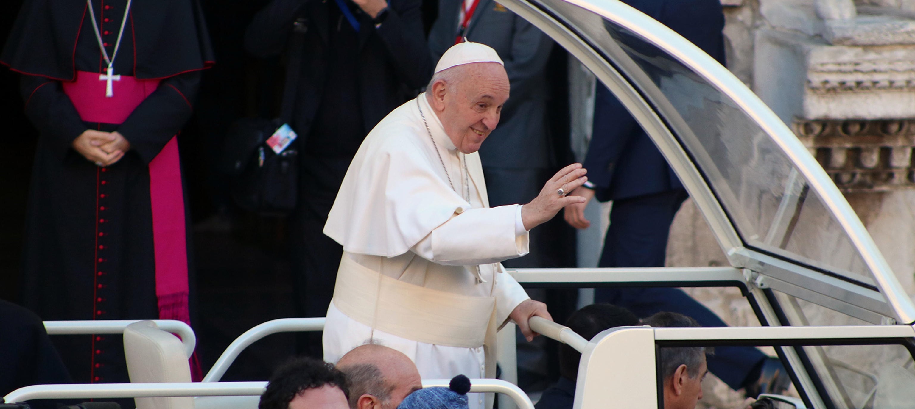 Pope Francis upon his arrival to address a conference entitled ‘Mediterranean: Frontier of Peace’, which sees the participation of some 60 Catholic bishops from 19 nations bordering the Mediterranean, in Bari, southern Italy, 23 February 2020. ANSA/ DONATO FASANO