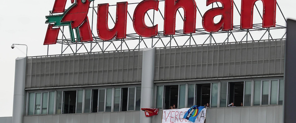 Auchan-Conad chiede la cassa integrazione per 6 dipendenti italiani su 10