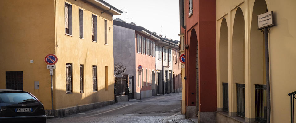 Strade deserte e negozi chiusi a Codogno