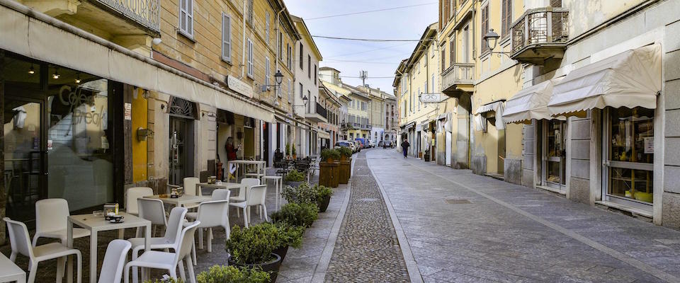 The city of Codogno is almost deserted after Lombardy health councillor Giulio Gallera urged people to stay at home and avoid social contact after the first six people have been infected with the coronavirus in Italy, all in Lombardy, 21 February 2020. Gallera said some 250 people had been placed in isolation and would be tested for the deadly virus. Authorities are trying to establish whether the second batch of three cases were linked to an initial trio in Lodi.
ANSA/ ANDREA FASANI